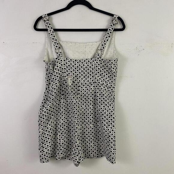 Urban Outfitters Black and White Geometric Mini Dress - Picture 6 of 8